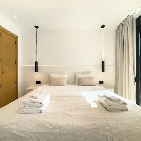 Samara Gym Jacuzzi Pools Apartment Marbella