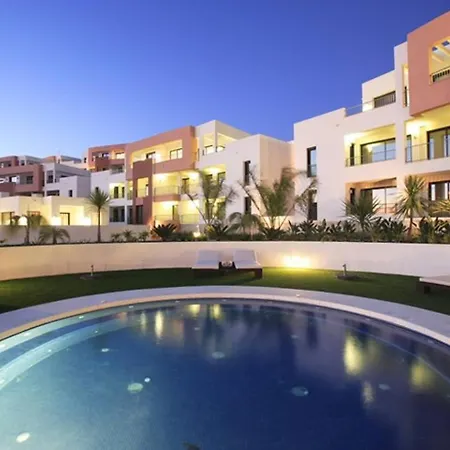 Samara Gym Jacuzzi Pools Marbella