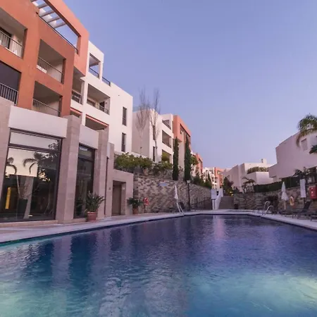Samara Gym Jacuzzi Pools Marbella