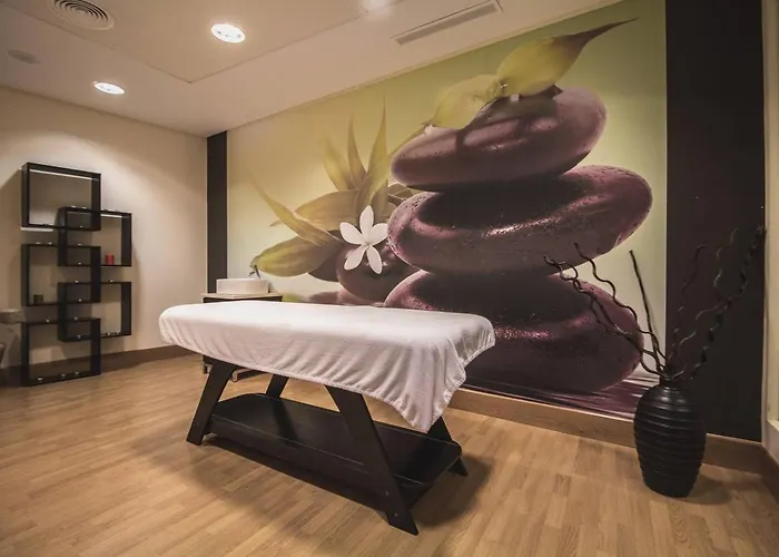 Samara Gym Jacuzzi Pools Apartment